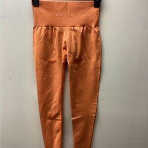 NVGTN Contour Orange Leggings
